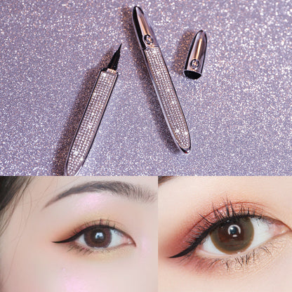 Magic Self-Adhesive Eyeliner Pen