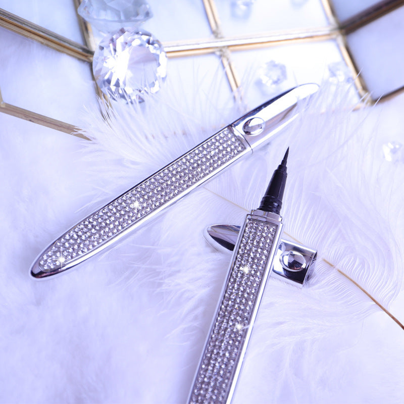 Magic Self-Adhesive Eyeliner Pen